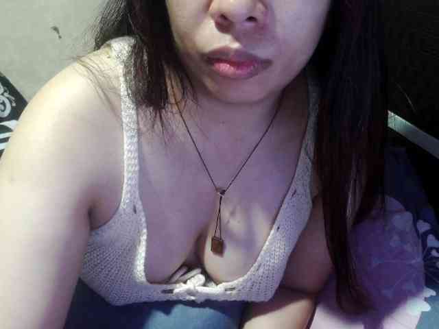 Cassiee webcam
