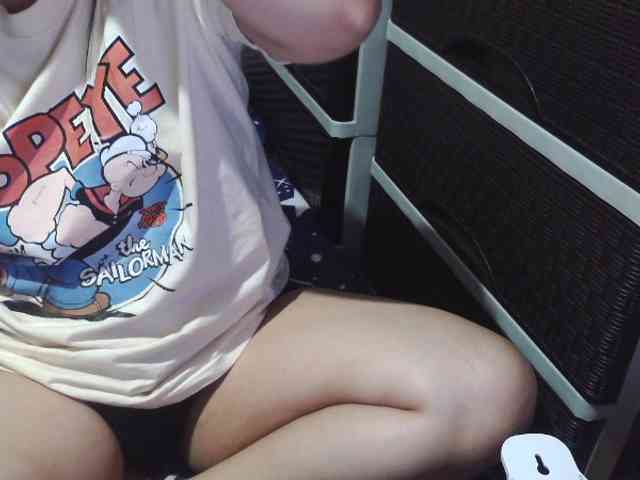 Cassiee webcam