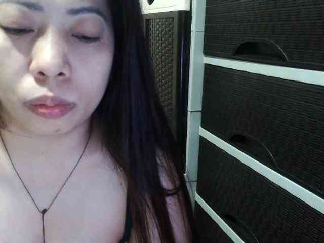 Cassiee webcam