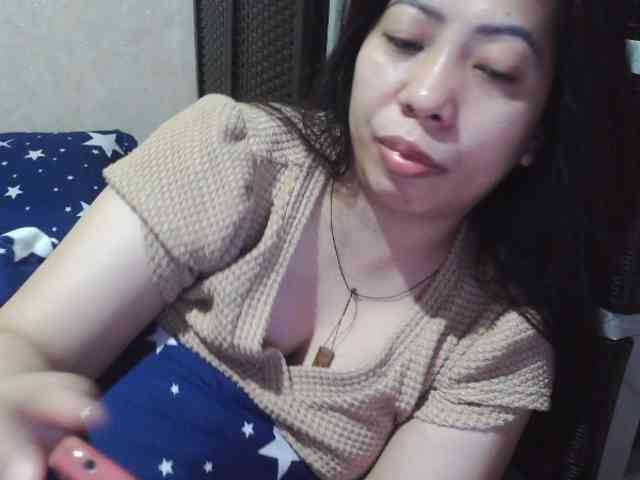 Cassiee webcam
