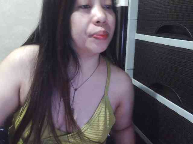 Cassiee webcam