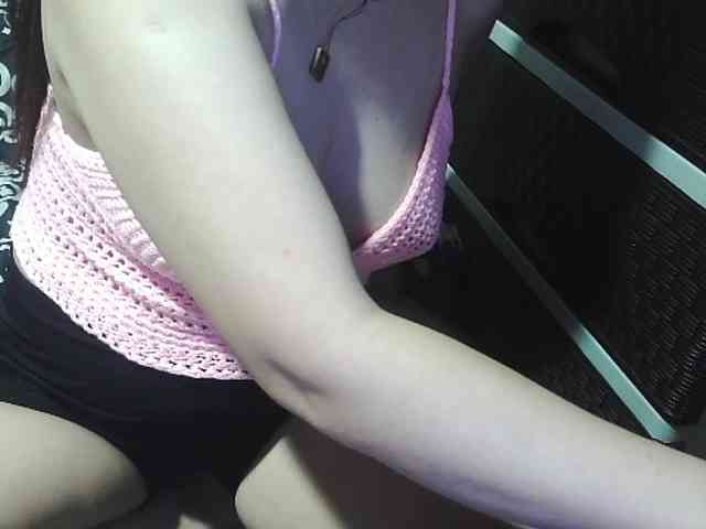 Cassiee webcam