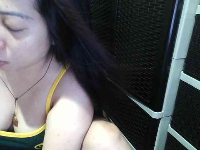 Cassiee webcam