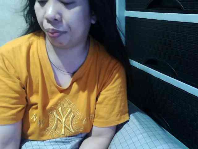 Cassiee webcam