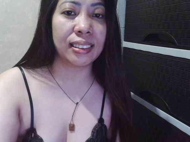 Cassiee webcam