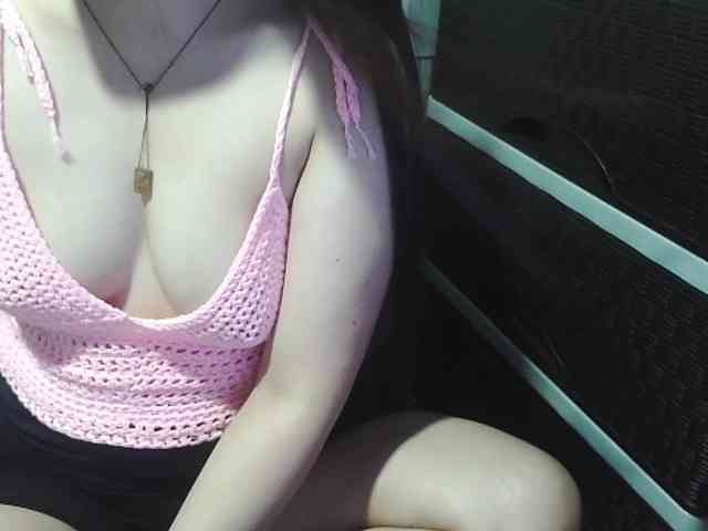 Kazzandra webcam