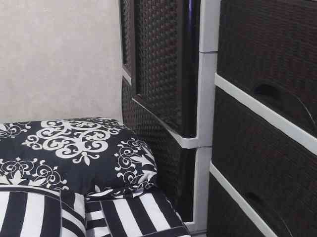 Cassiee webcam