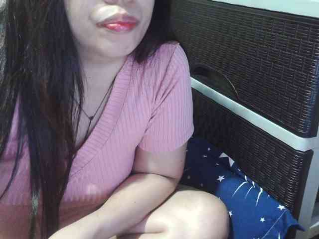 Cassiee webcam