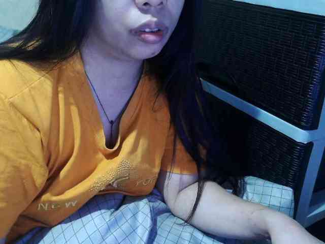 Cassiee webcam