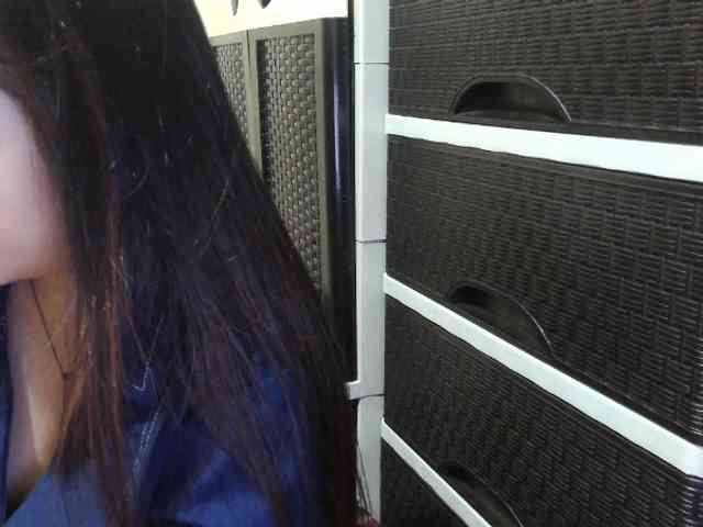 Cassiee webcam