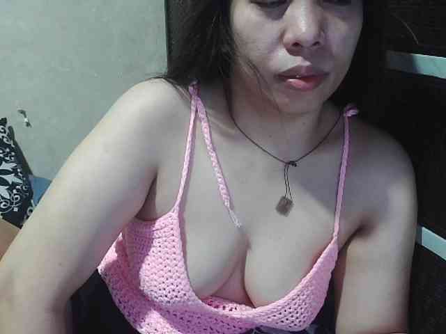 Cassiee webcam