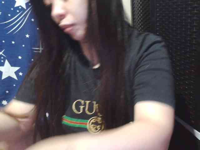 Cassiee webcam