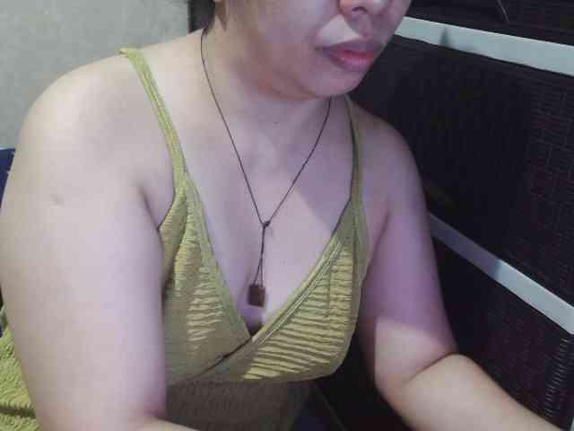 Cassiee webcam