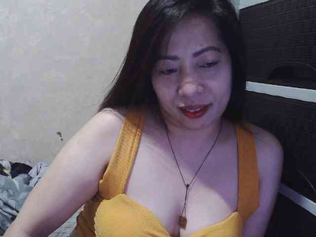 Cassiee webcam