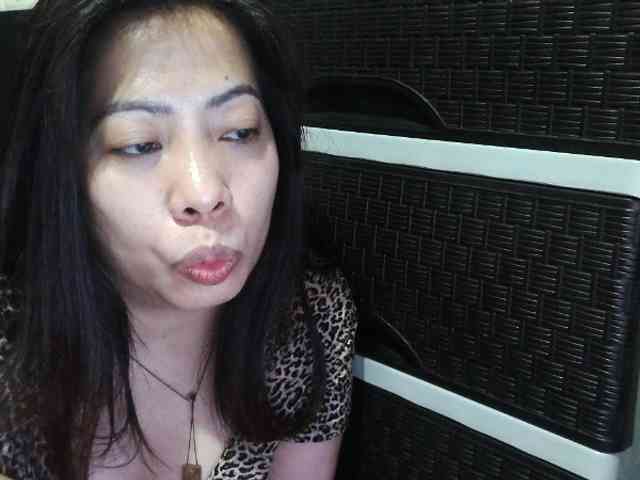 Cassiee webcam