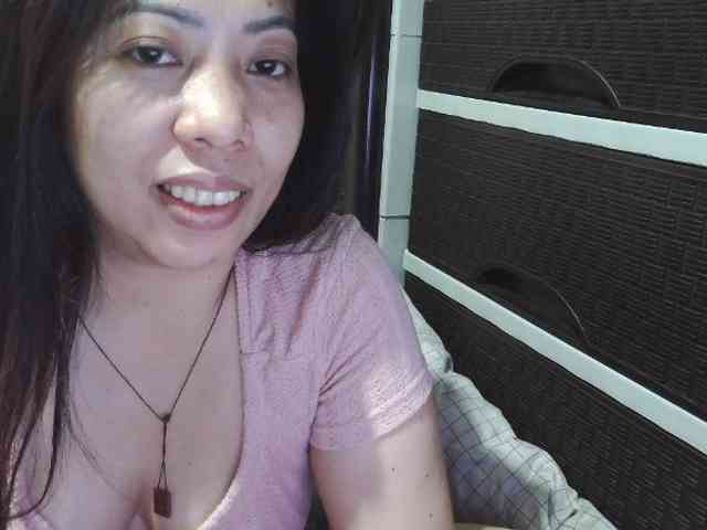 Cassiee webcam