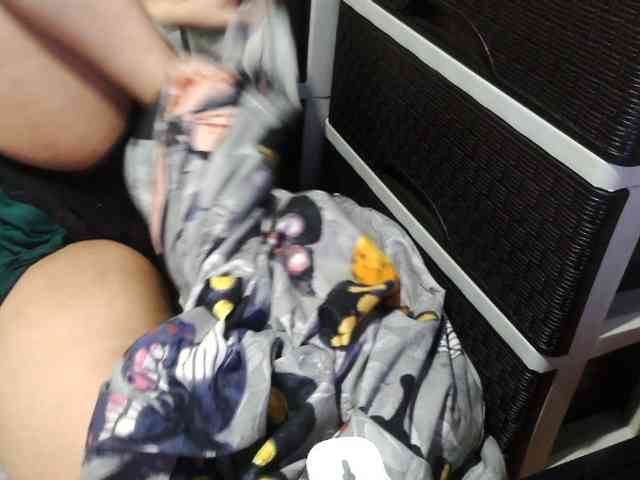 Cassiee webcam