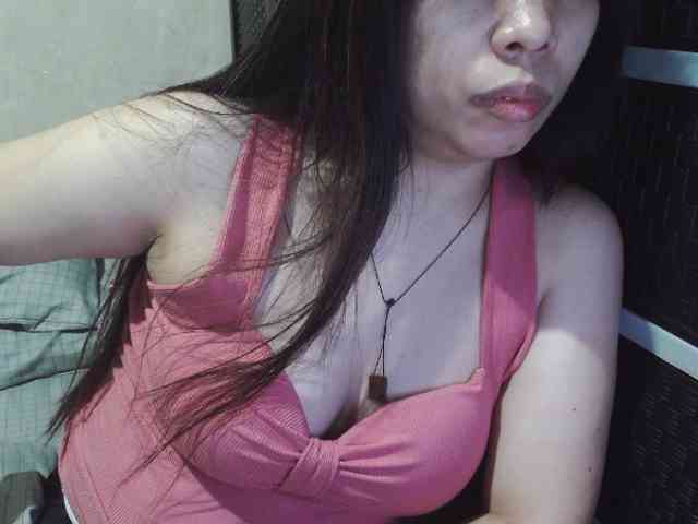 Cassiee webcam