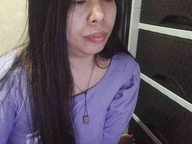 Cassiee webcam