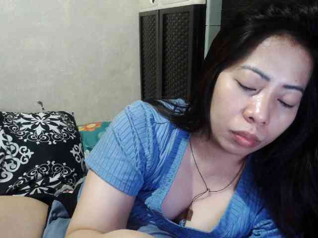Cassiee webcam