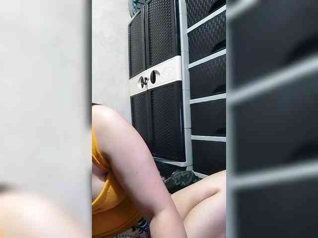 Cassiee webcam