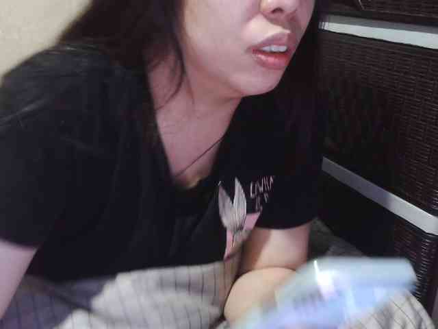 Cassiee webcam