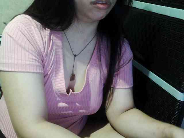Cassiee webcam
