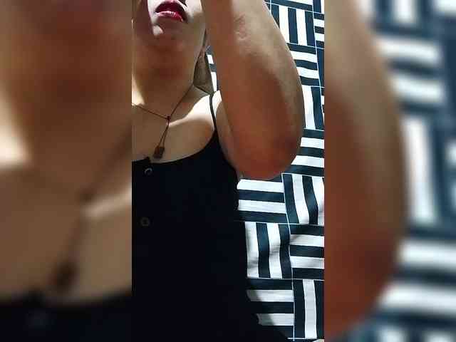 Cassiee webcam