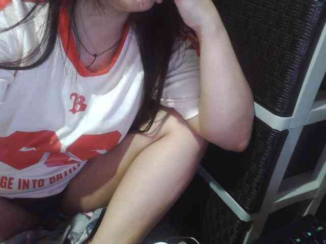 Cassiee webcam