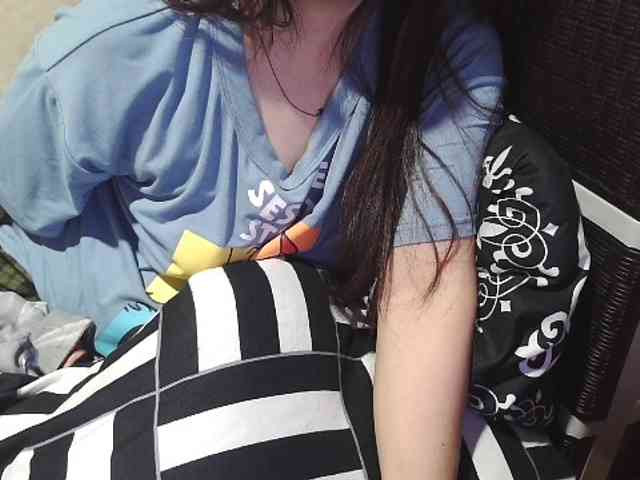 Cassiee webcam