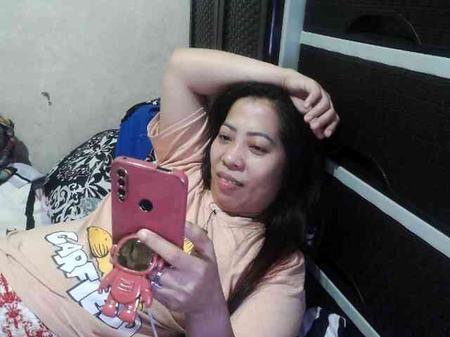 Cassiee webcam