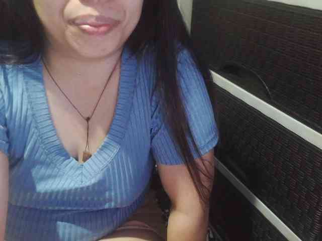 Cassiee webcam