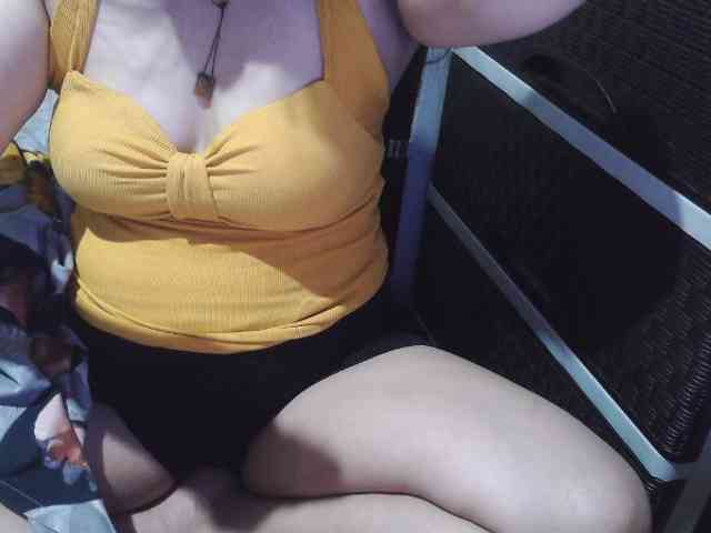 Cassiee webcam