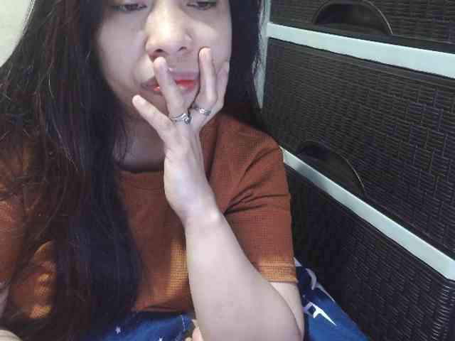 Cassiee webcam