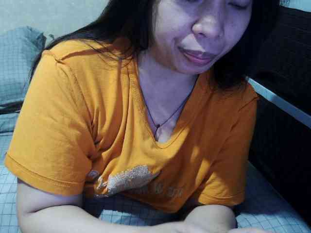 Cassiee webcam