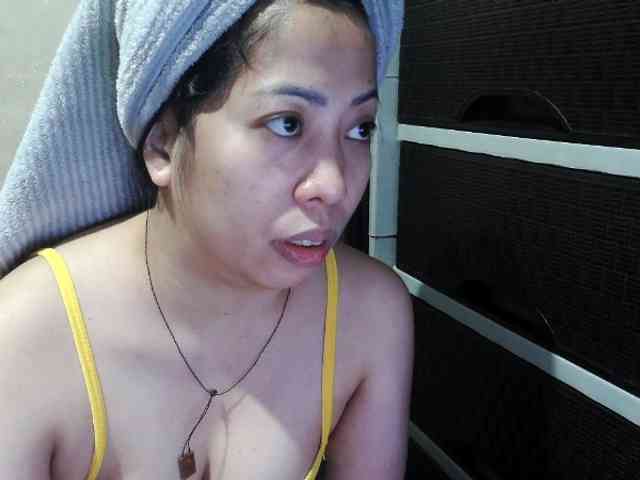 Cassiee webcam