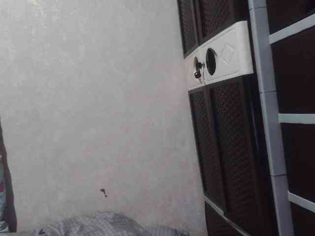 Cassiee webcam