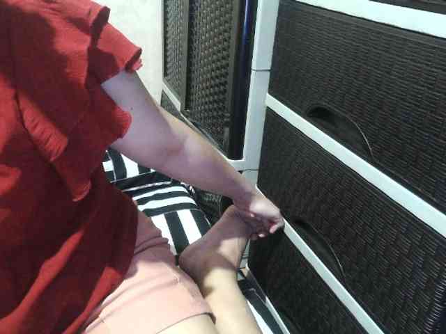 Cassiee webcam