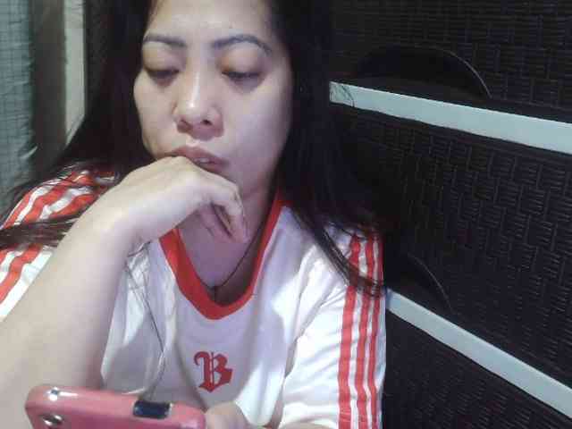 Cassiee webcam