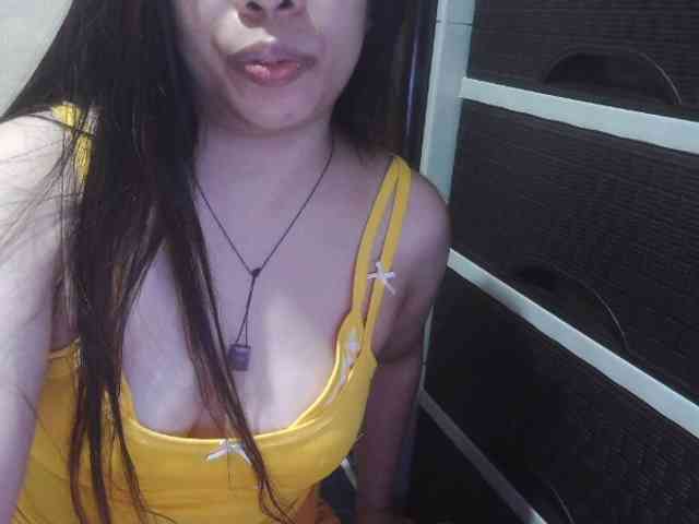 Cassiee webcam