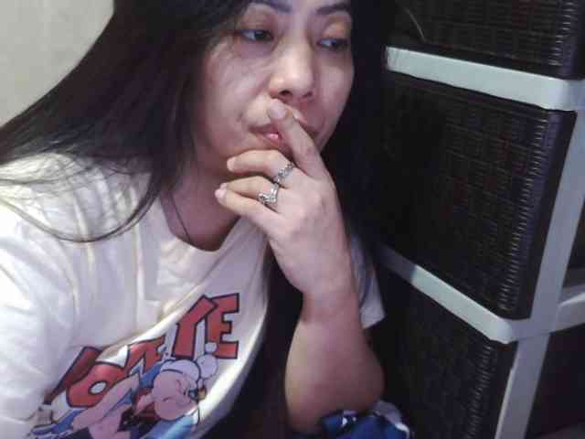 Cassiee webcam