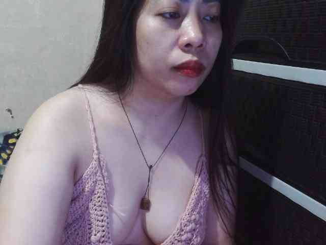 Cassiee webcam