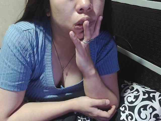 Kazzandra webcam