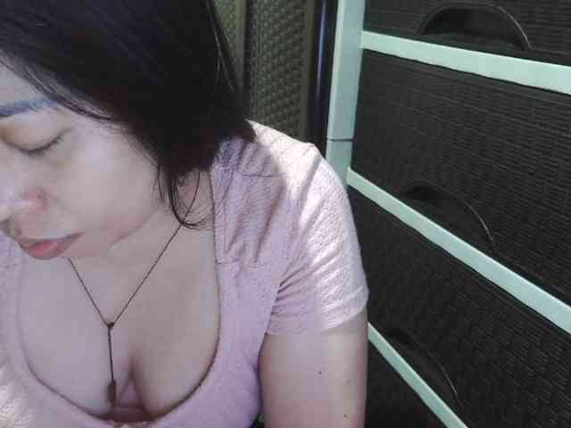 Cassiee webcam