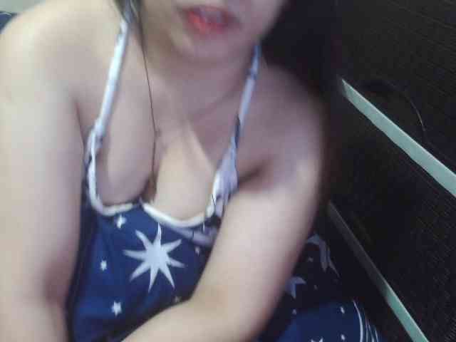 Cassiee webcam