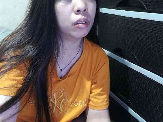 Cassiee webcam