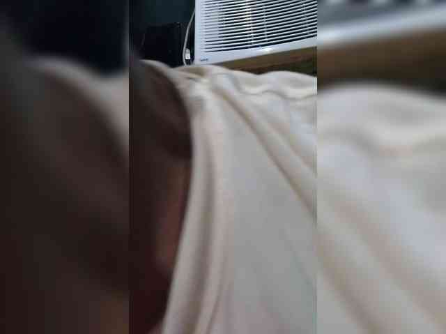 Cassiee webcam