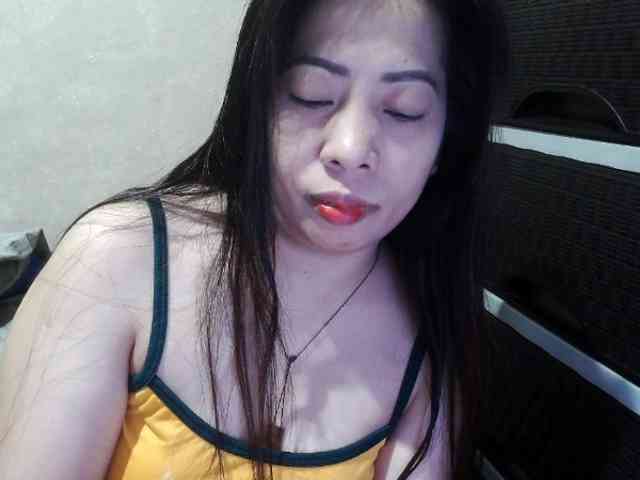 Cassiee webcam