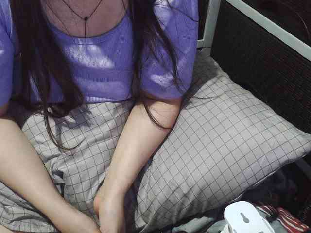 Cassiee webcam