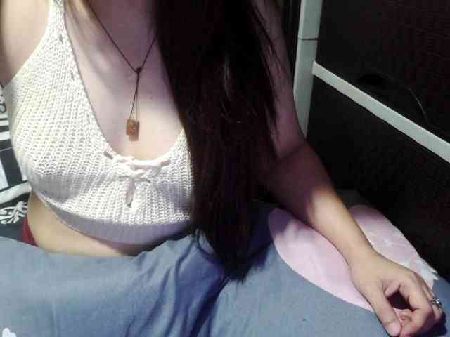 Cassiee webcam
